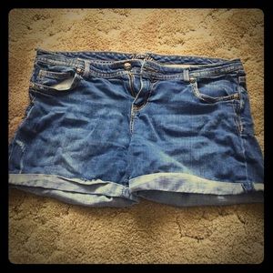 Vanity Jean Shorts